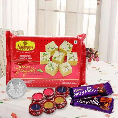 Haldirams Gift Box Double Joy, 450 g : Amazon.in: Grocery & Gourmet Foods