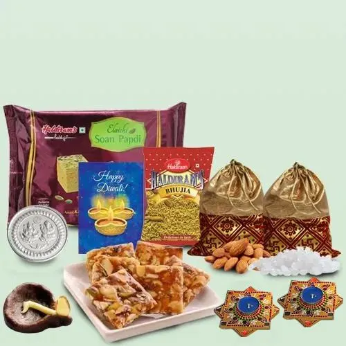 Haldiram Meetha Bhi Namkeen Bhi Gift Pack, Packaging Size: 450 gm at Rs  250/pack in Faridabad